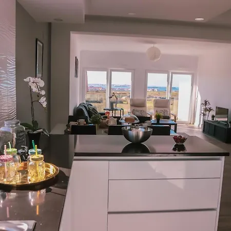 Hébergement de vacances Marlin House Ii Ferrel (Leiria)